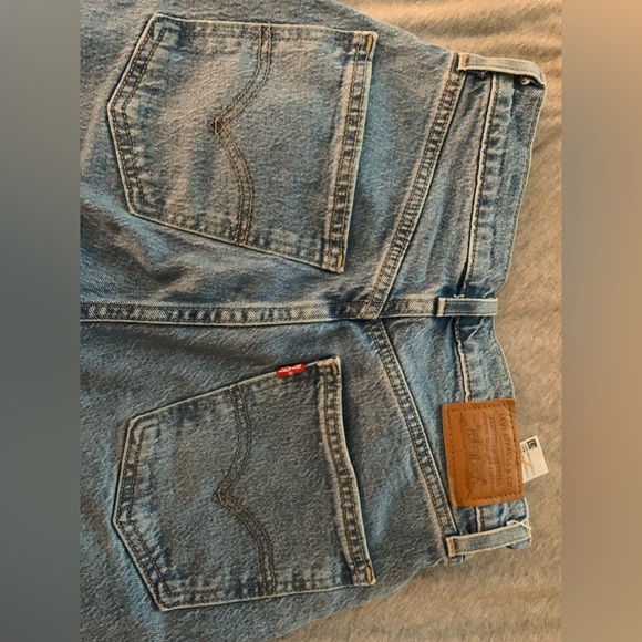 Levi’s women’s jeans - Picture 2 of 3